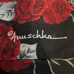 Anuschka scarf